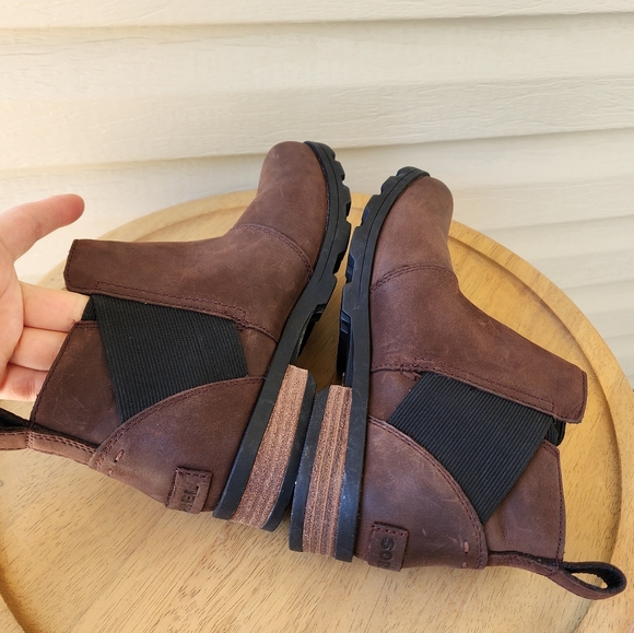 Brown Leather Ankle Boots - Picture 5 of 9